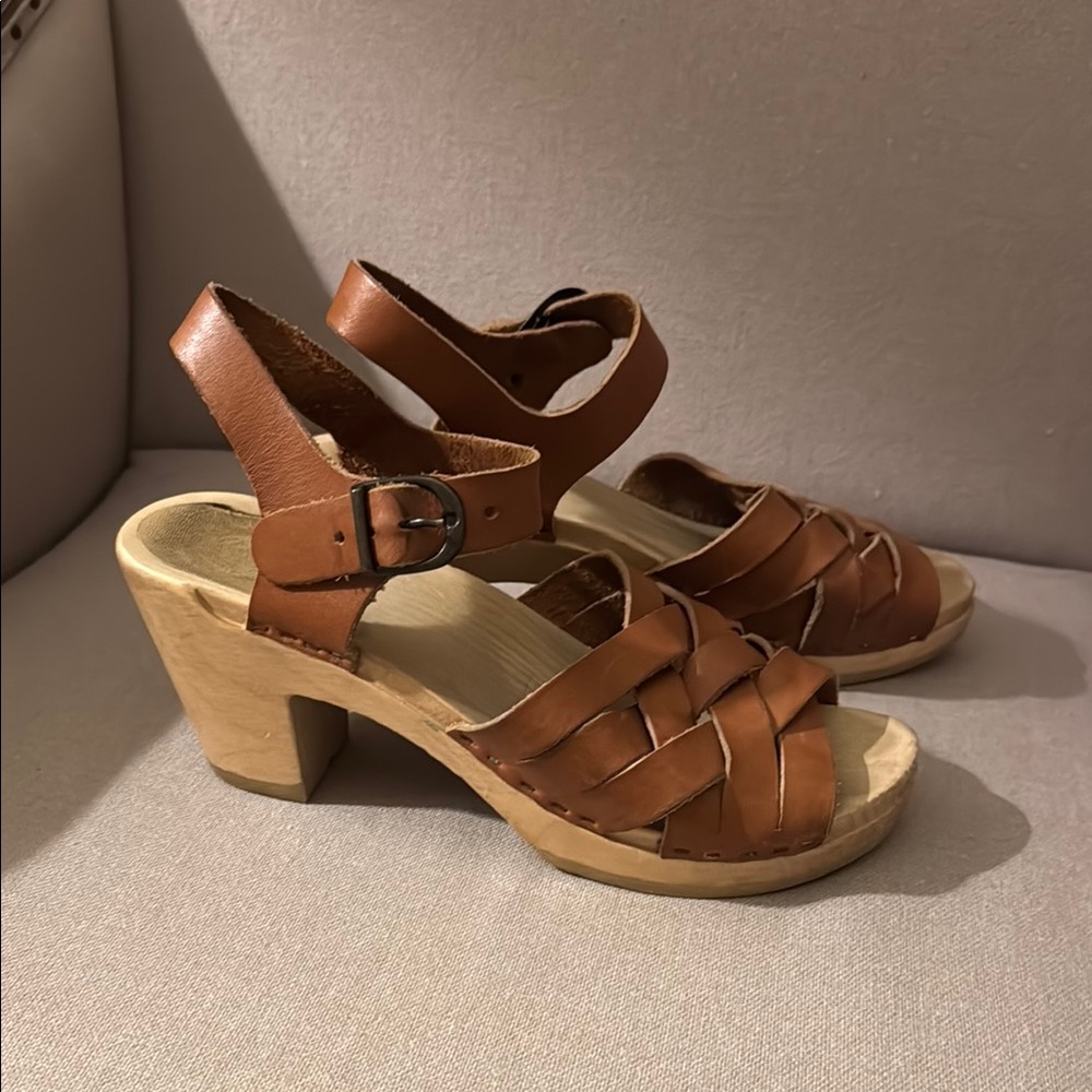 Brown Leather Sandals